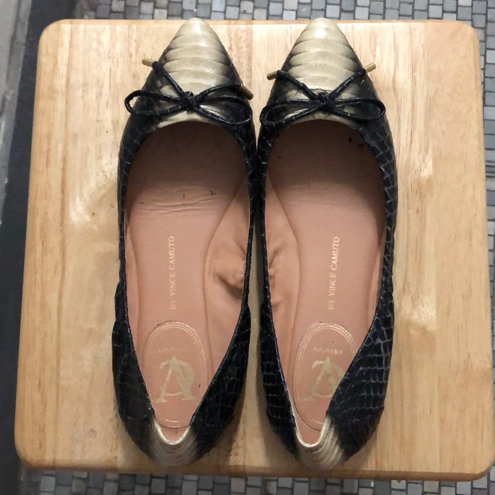 Vince Camino Vi-Chelsie Black White Snakeskin Flat